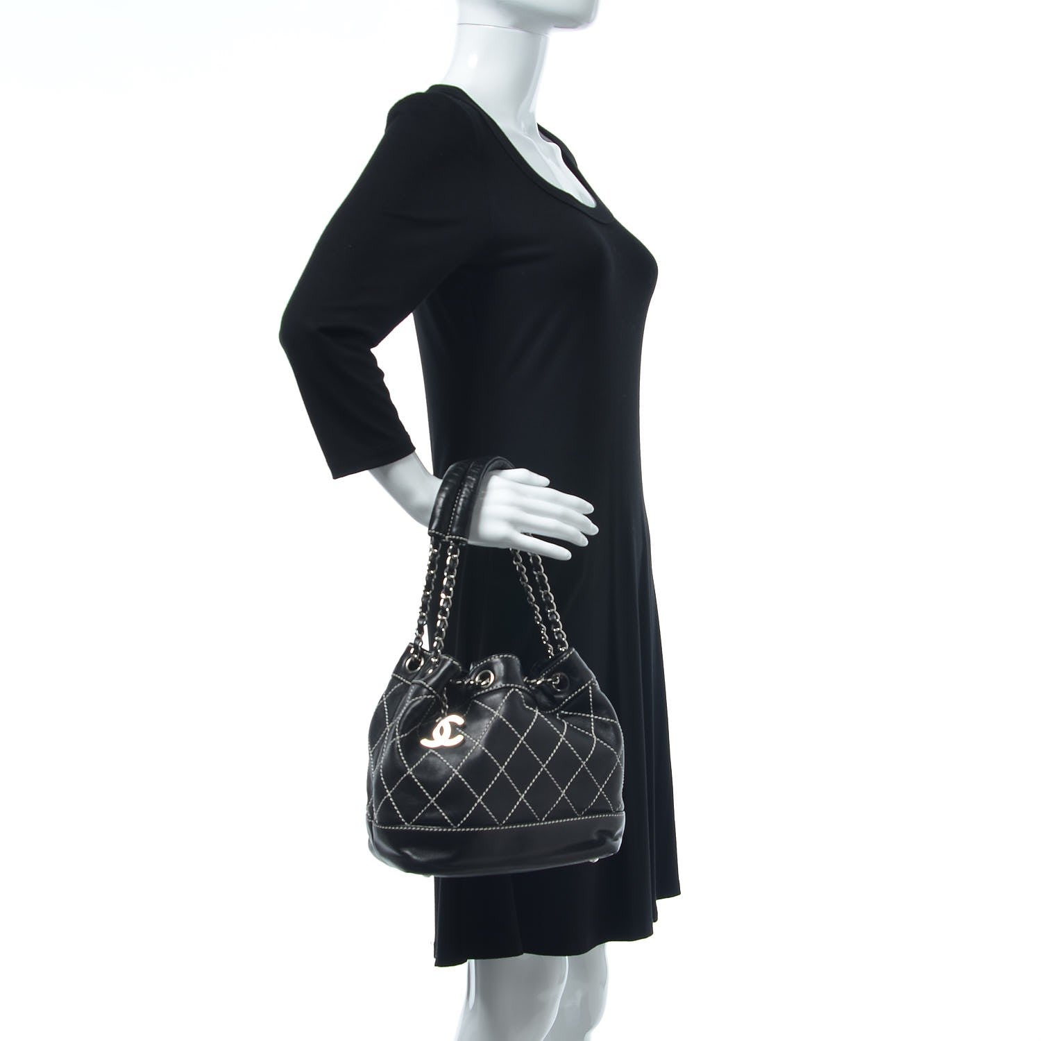 Chanel Lambskin Contrast Stitch Large Drawstring Tote Black 2 of 7