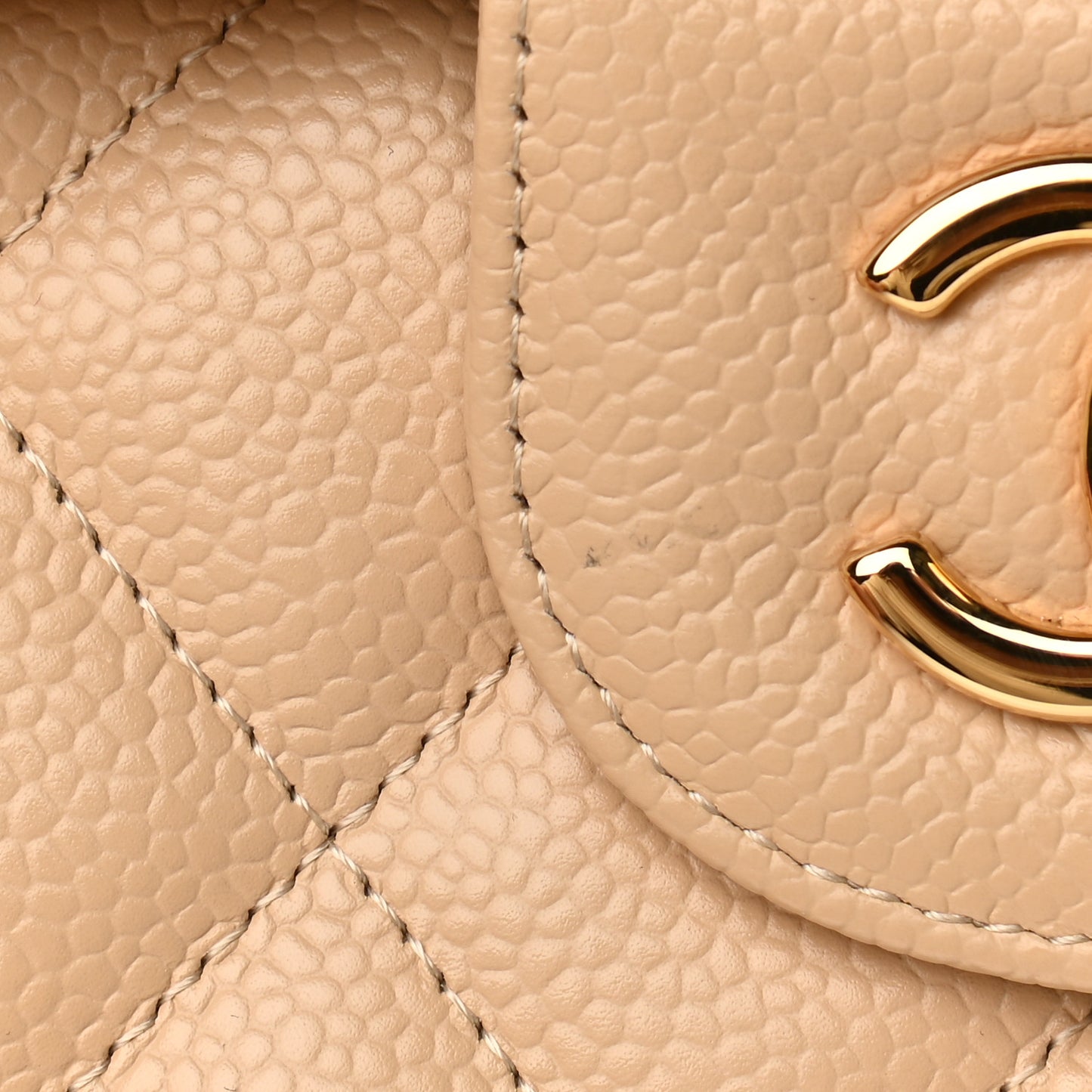 Caviar Quilted Jumbo Double Flap Beige Clair