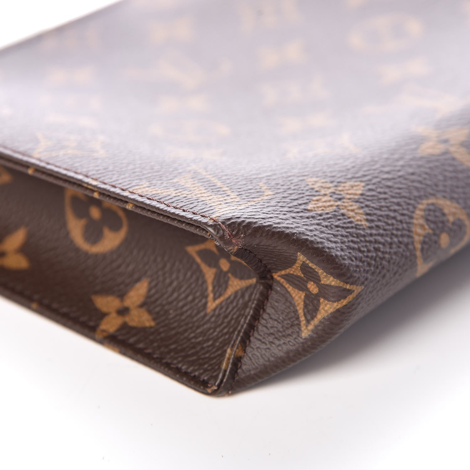 Louis Vuitton Monogram Toiletry Pouch 19 5 of 15