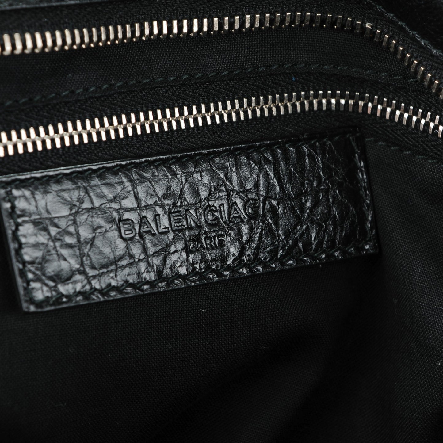 Agneau Giant 12 Silver Hardware City Black