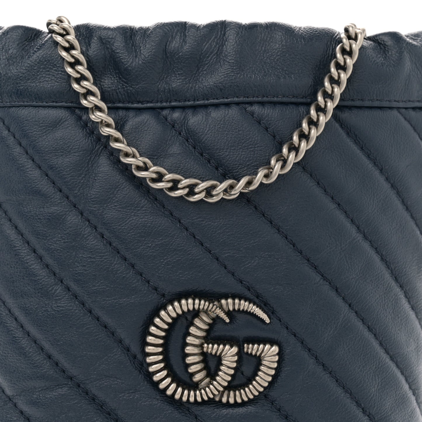 Vintage Effect Calfskin Matelasse Diagonal Mini Torchon GG Marmont 2.0 Bucket Bag Blue Agata Mystic White