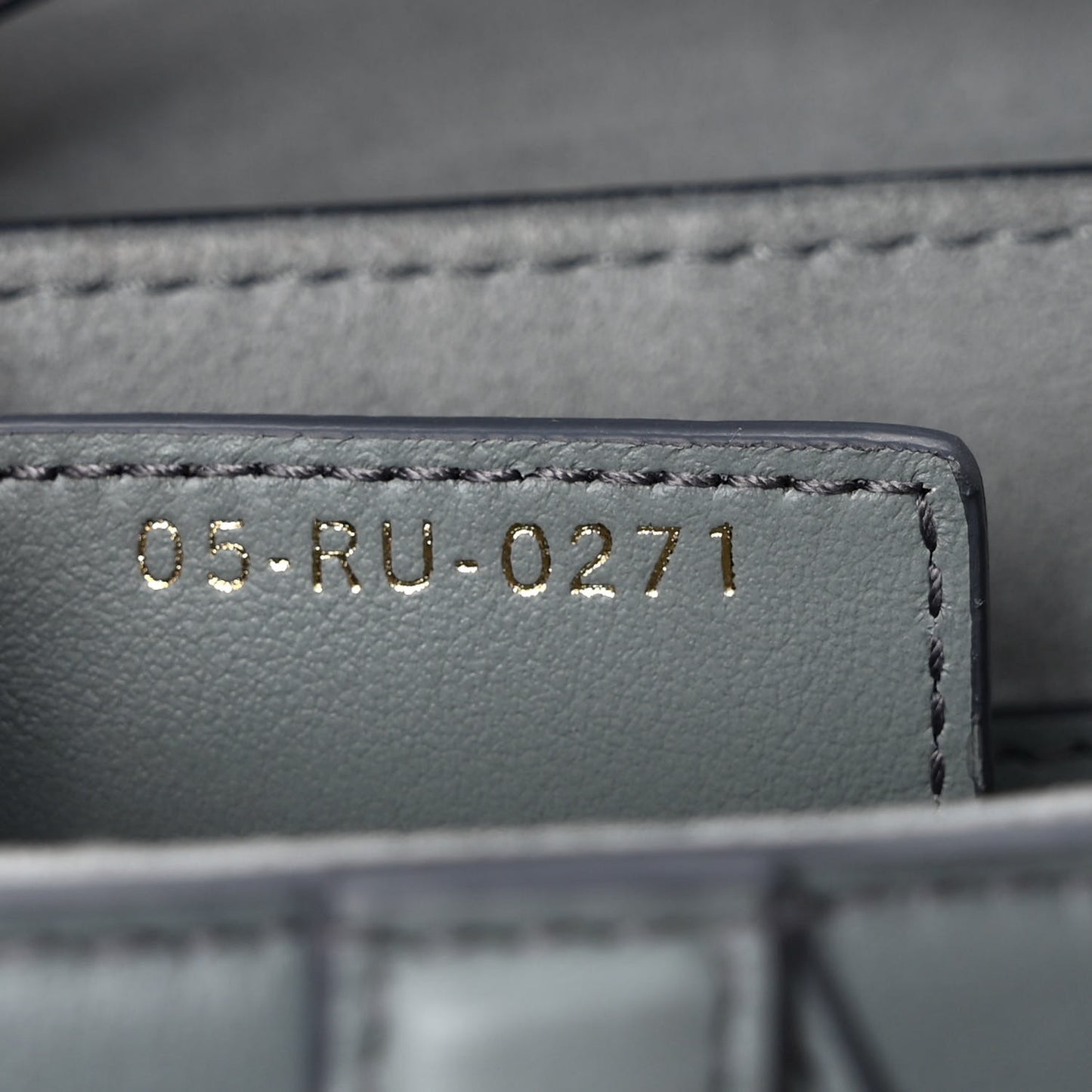 Gradient Calfskin Saddle Bag Gris