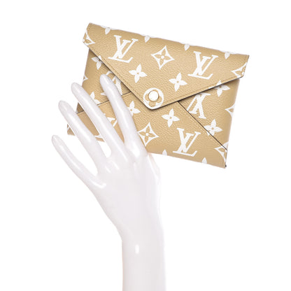 Louis Vuitton Monogram Giant Medium Kirigami Pochette Insert Beige 2 of 10