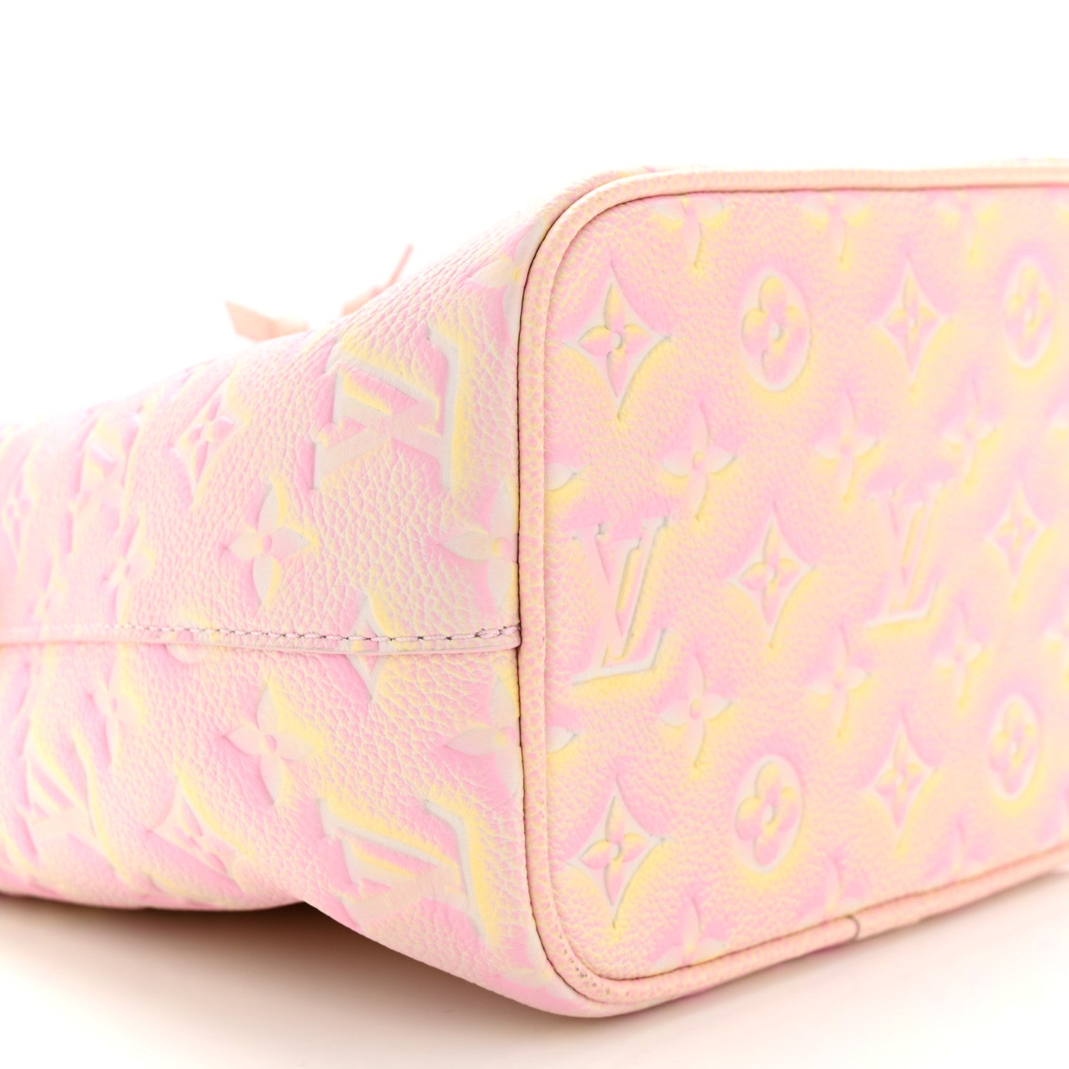 Louis Vuitton Empreinte Monogram Summer Stardust Neonoe BB Pink 8 of 9