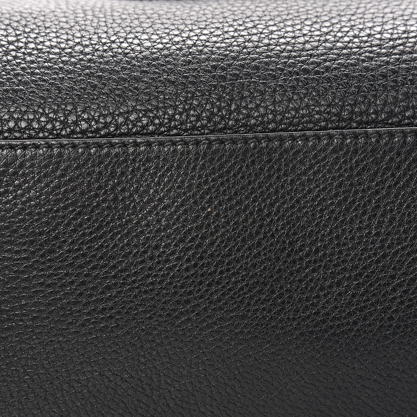 Pebbled Calfskin Studded Medium Soho Chain Shoulder Bag Black
