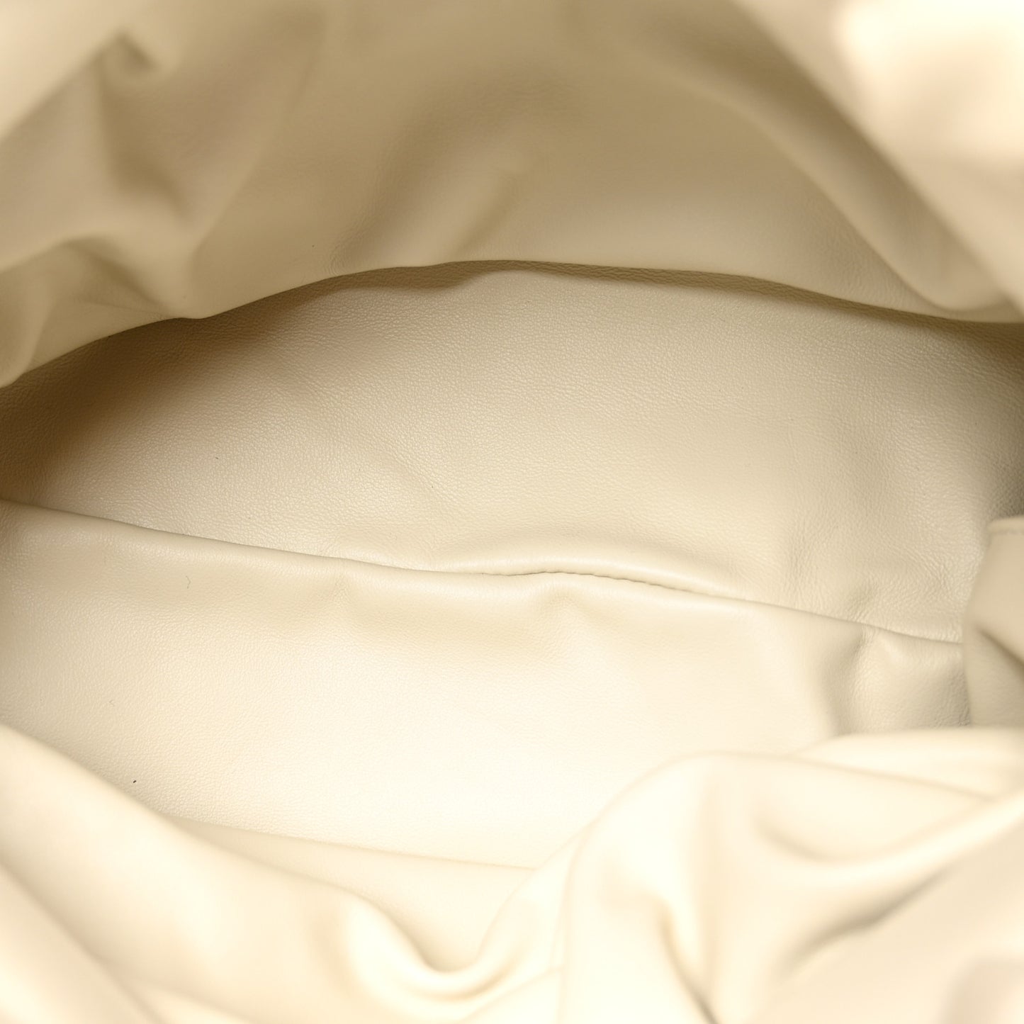 Calfskin The Pouch Chain Plaster Plaster