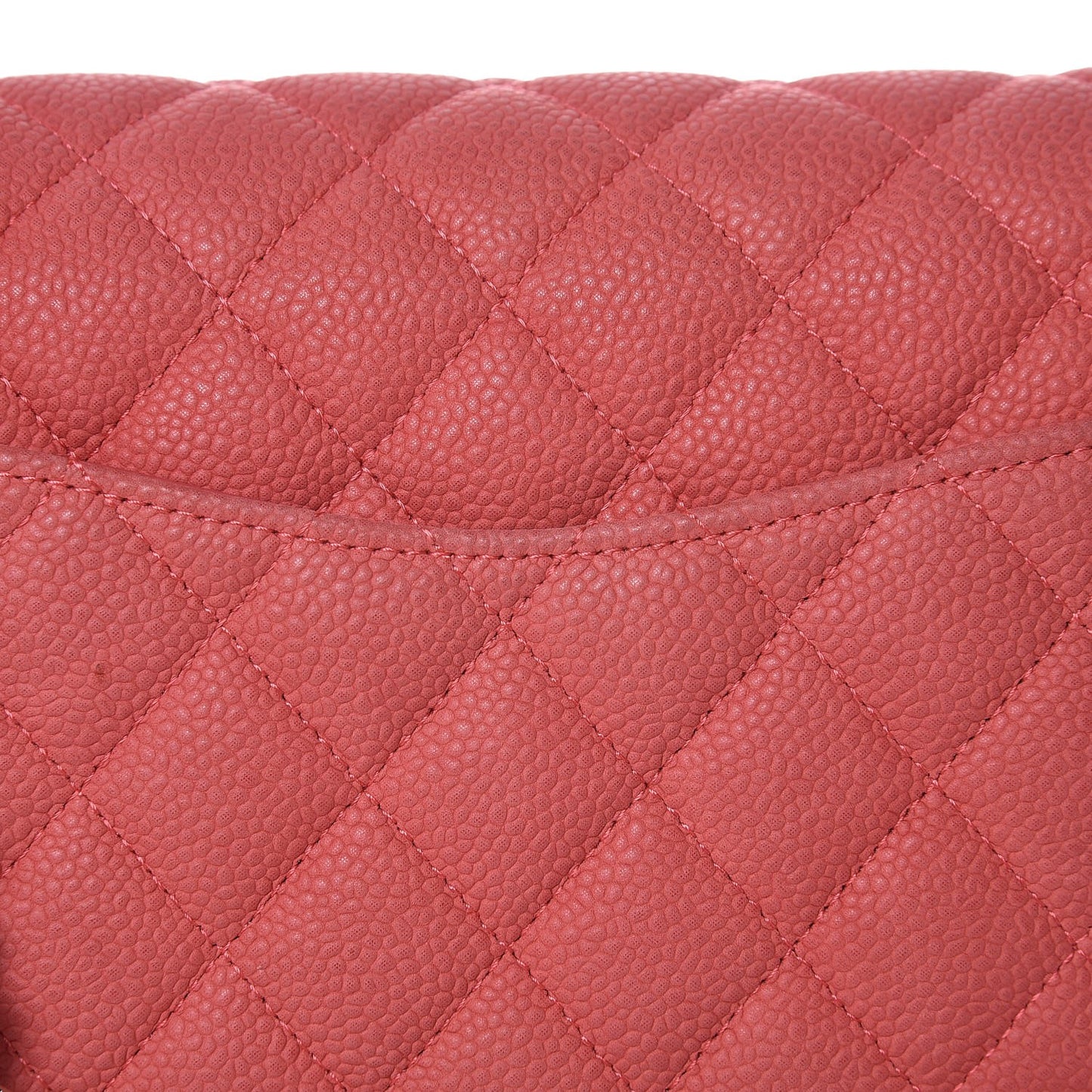 Iridescent Caviar Quilted Medium Double Flap Dark Pink