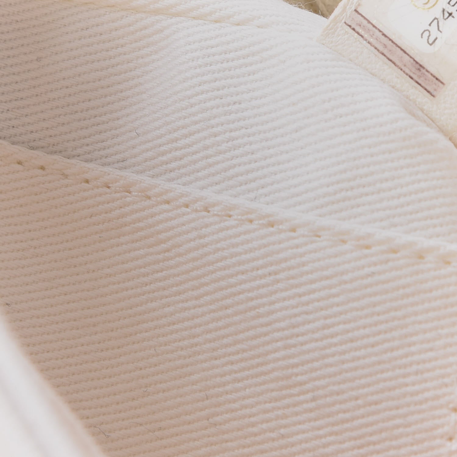 Chanel Caviar Quilted Medium Business Affinity Flap White 10 of 11
