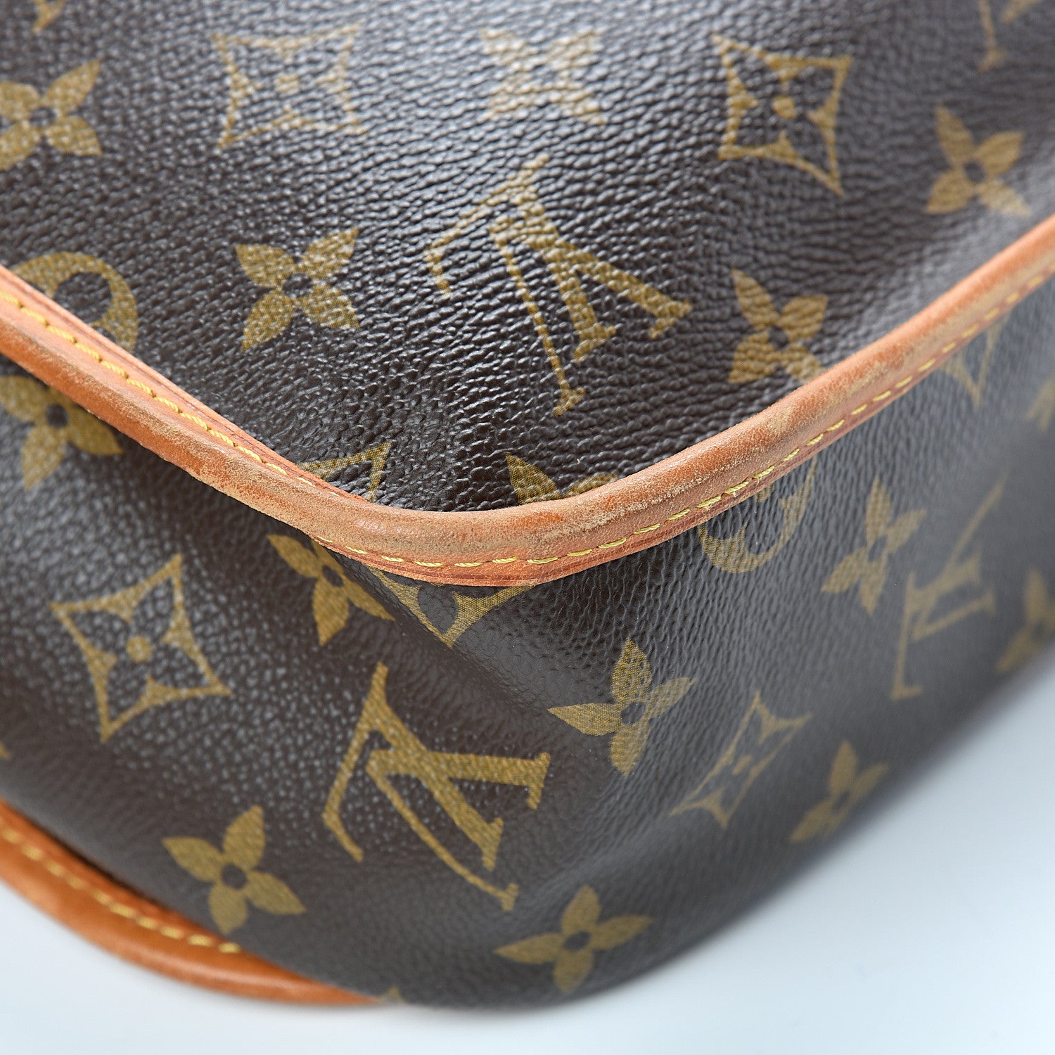 Louis Vuitton Monogram Bosphore PM Messenger 11 of 16