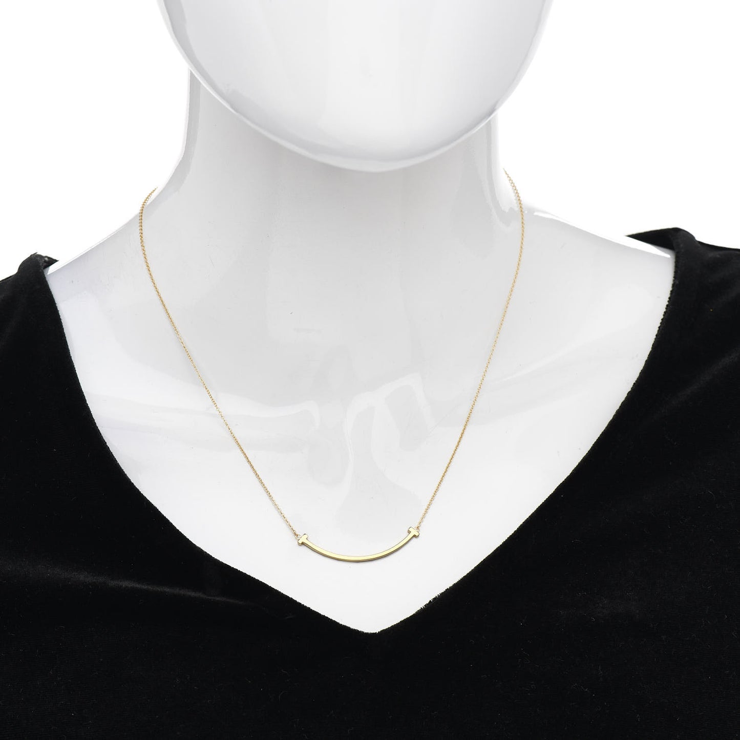 18K Yellow Gold Small T Smile Pendant Necklace
