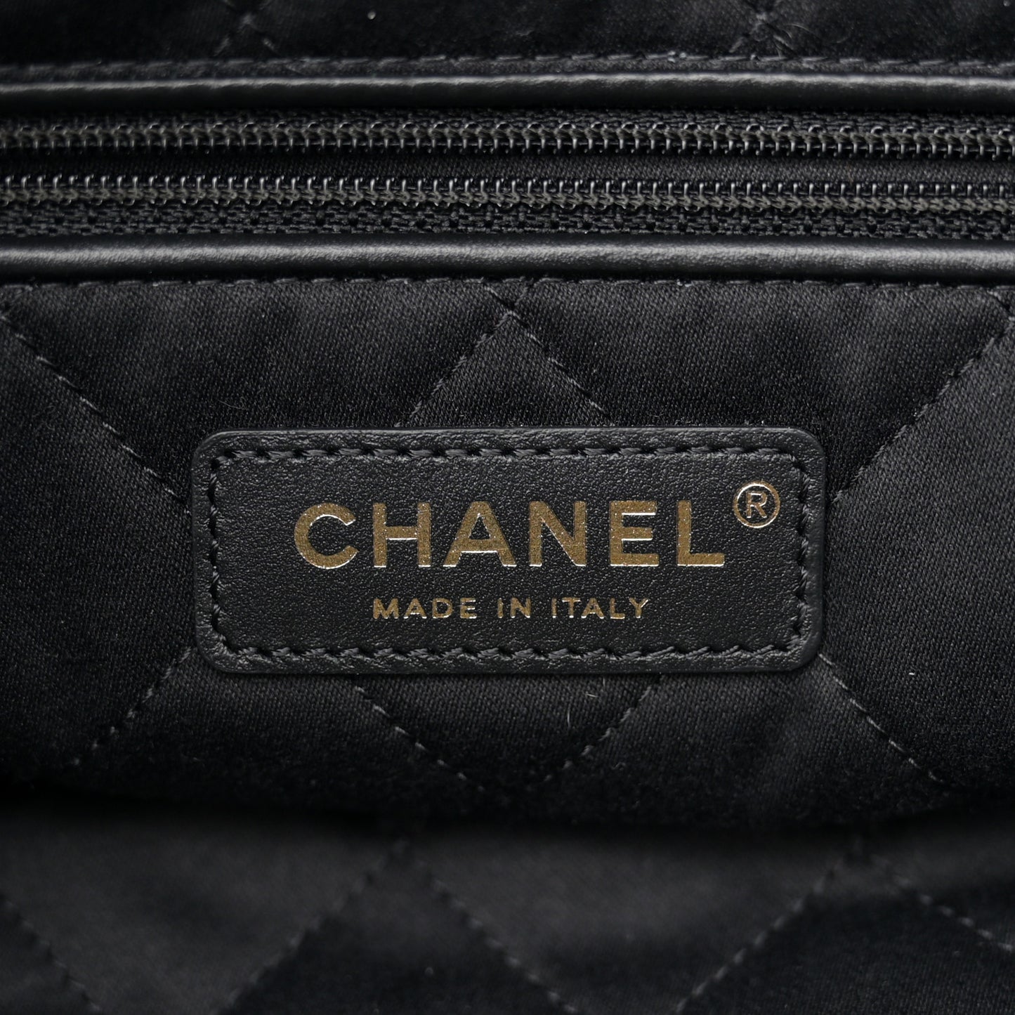 Shiny Calfskin Quilted Small Chanel 22 Black