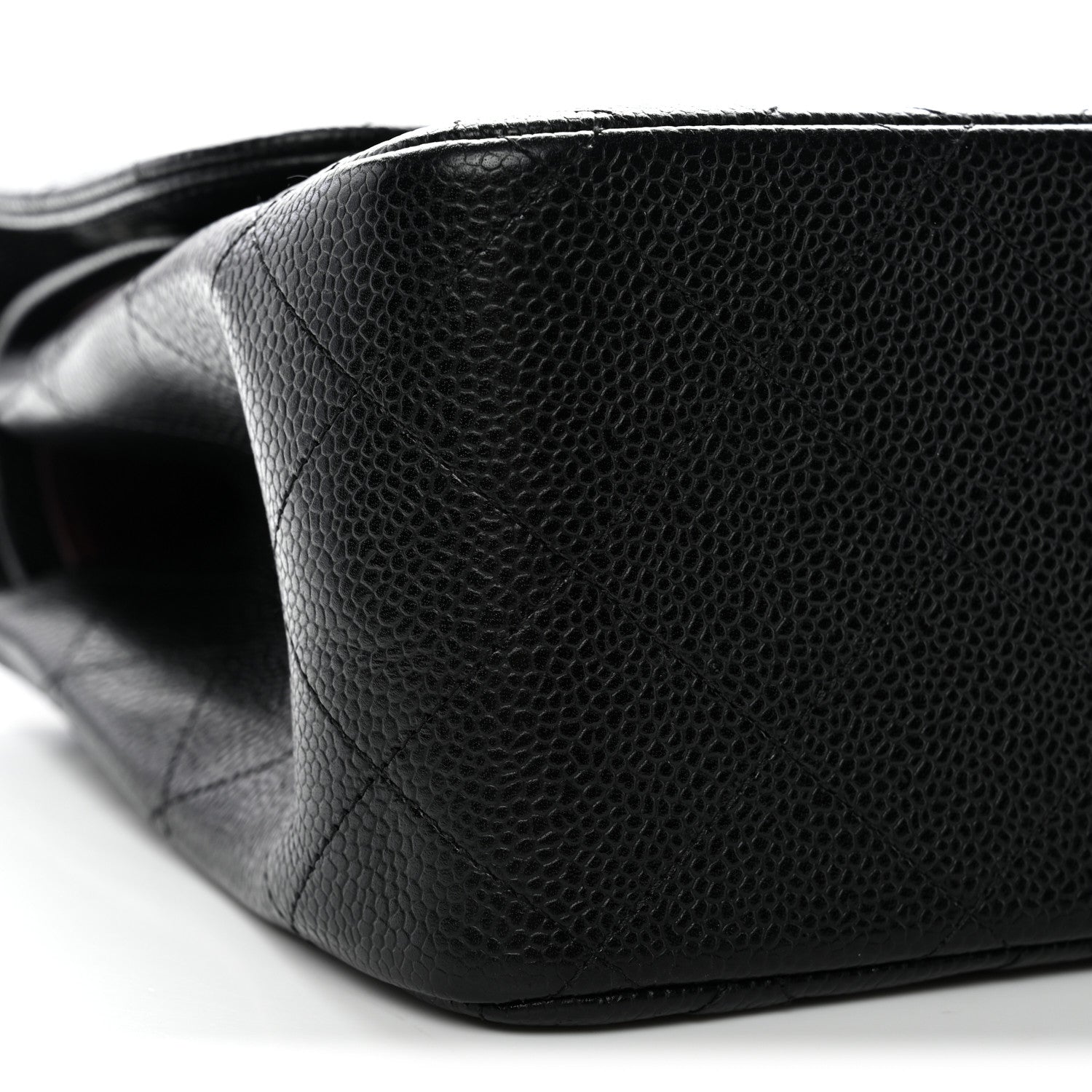 Chanel Caviar Quilted Jumbo Double Flap Black 24 of 31