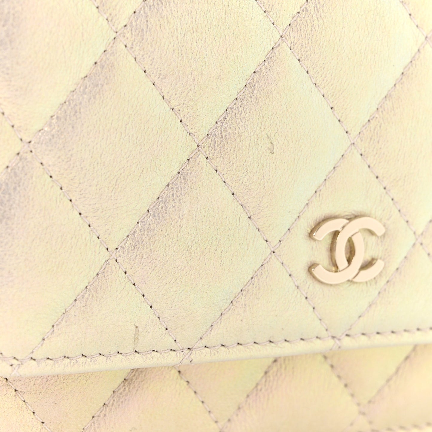 Iridescent Lambskin Quilted Mini Wallet On Chain WOC Ivory