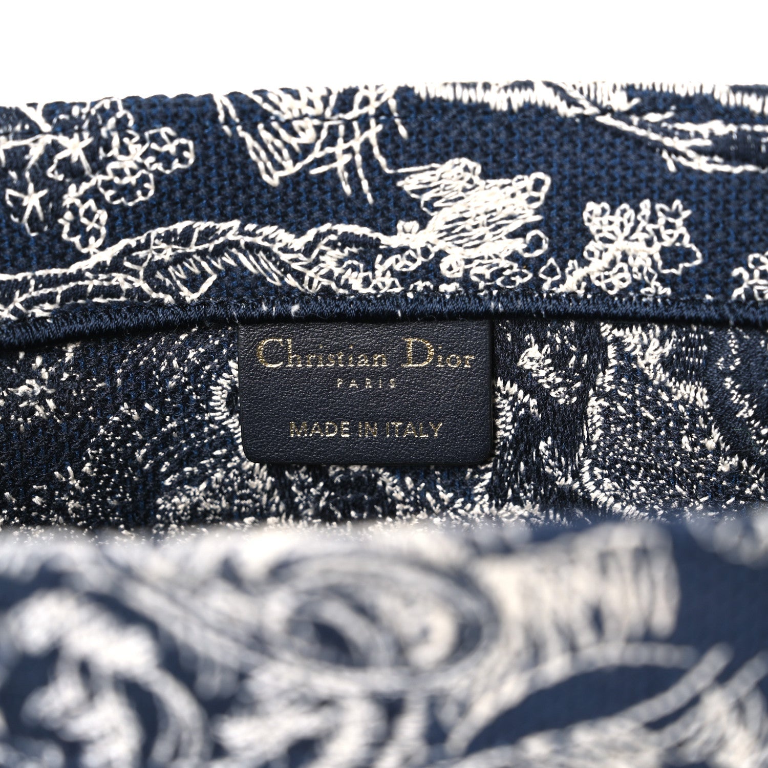 Christian Dior Canvas Embroidered Medium Dioriviera Toile De Jouy Reverse Book Tote Blue 5 of 9