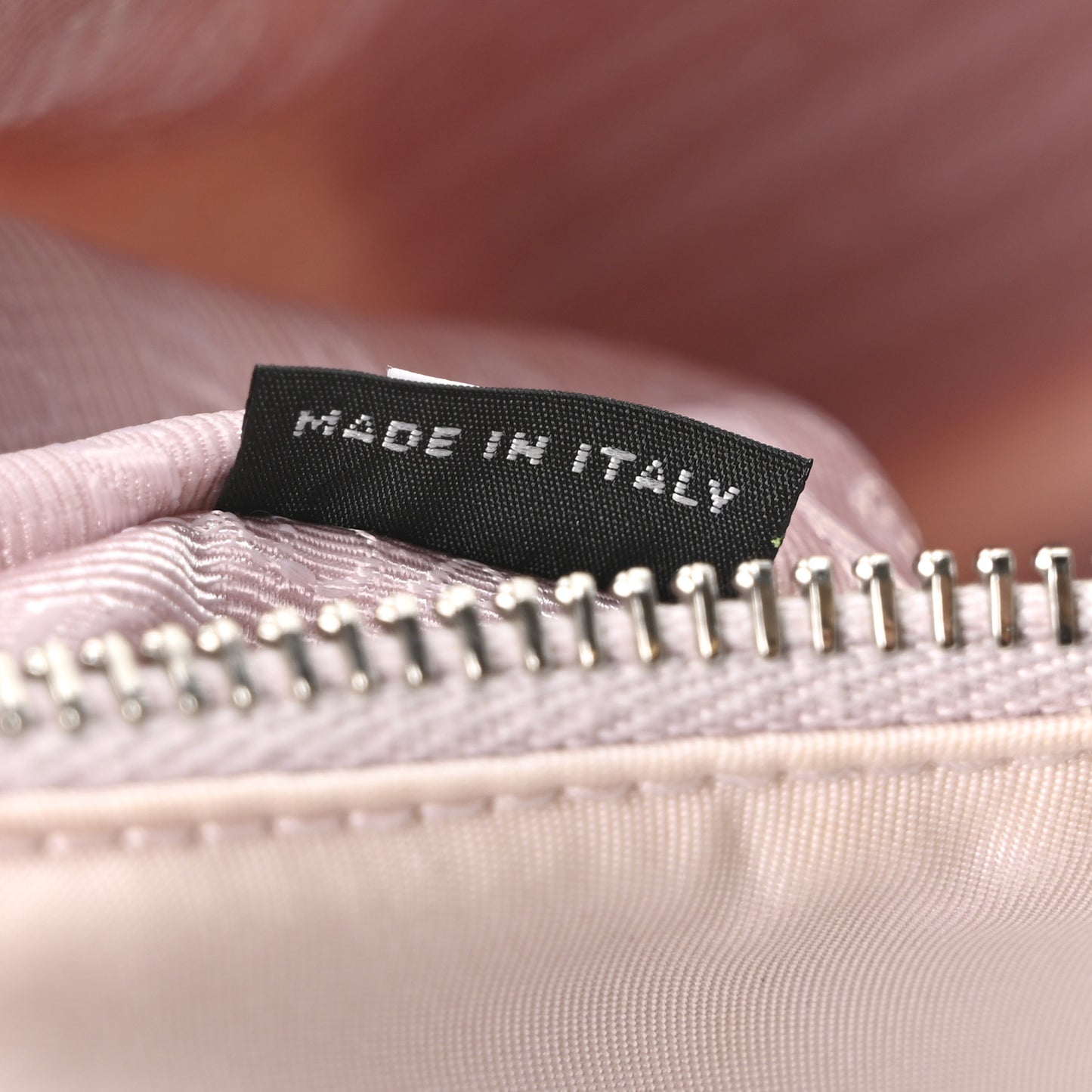 Nylon Re-Edition 2005 Shoulder Bag Alabastro