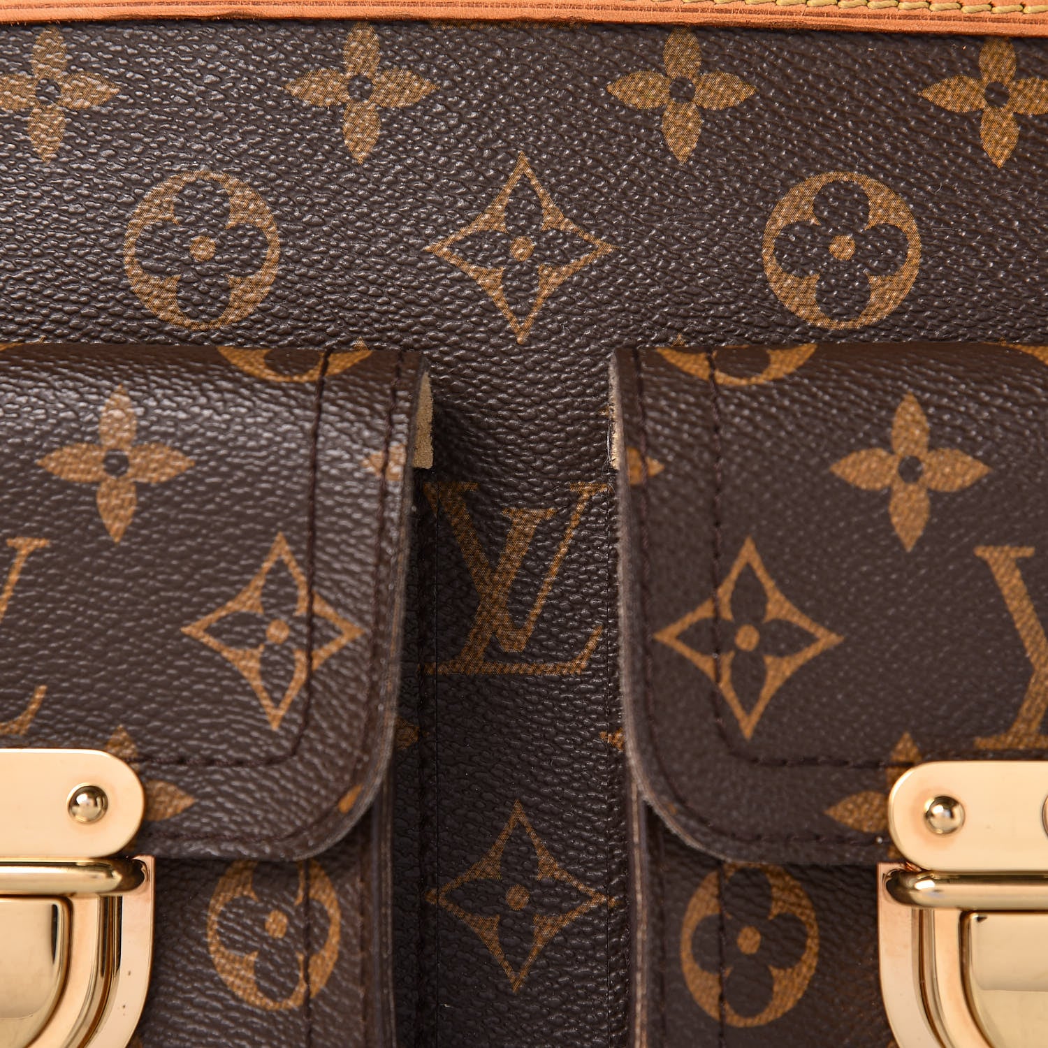 Louis Vuitton Monogram Hudson GM 8 of 16
