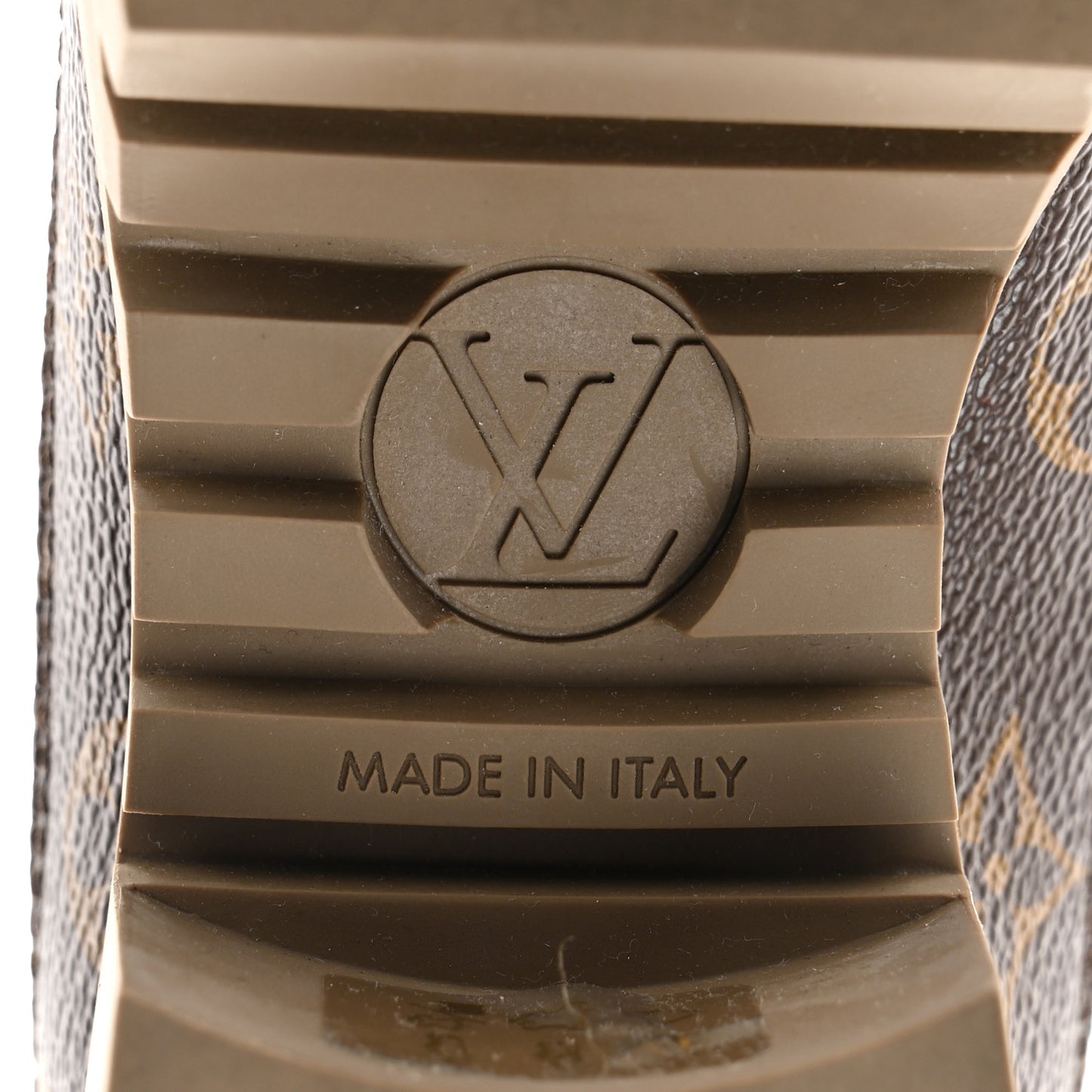 Suede Calfskin Monogram Laureate Platform Desert Boots 39 Taupe