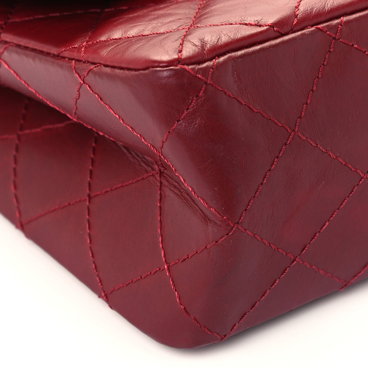 Aged Calfskin Quilted 2.55 Reissue 226 Flap Red