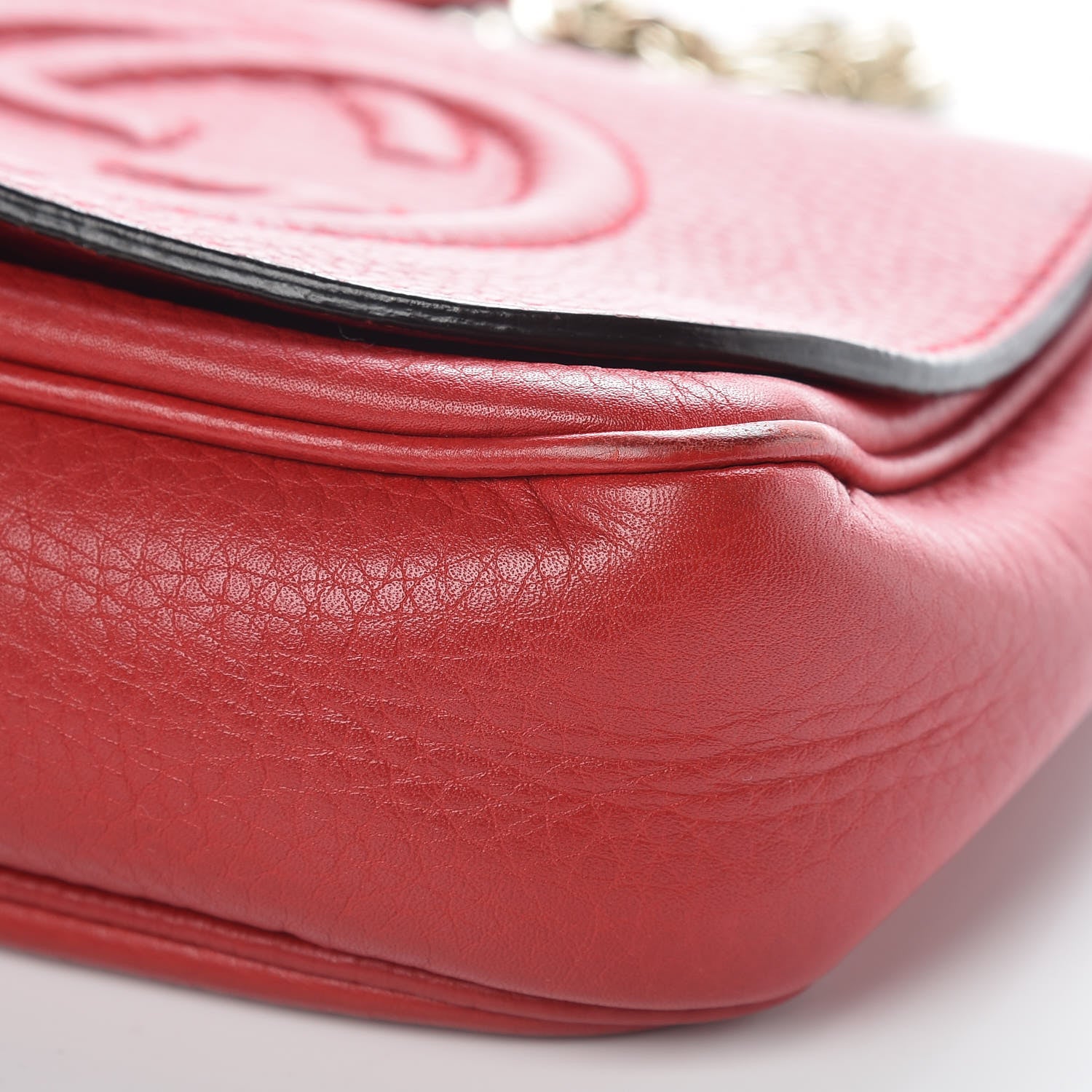 Gucci Pebbled Calfskin Small Soho Flap Crossbody Red 16 of 16