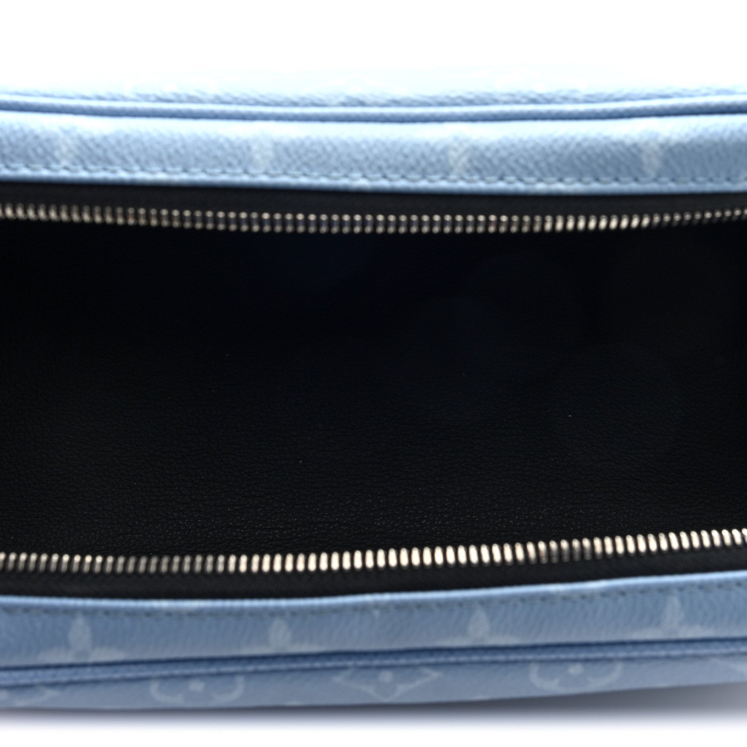 Louis Vuitton Taigarama Dopp Kit Toilet Pouch Sky Blue 5 of 6