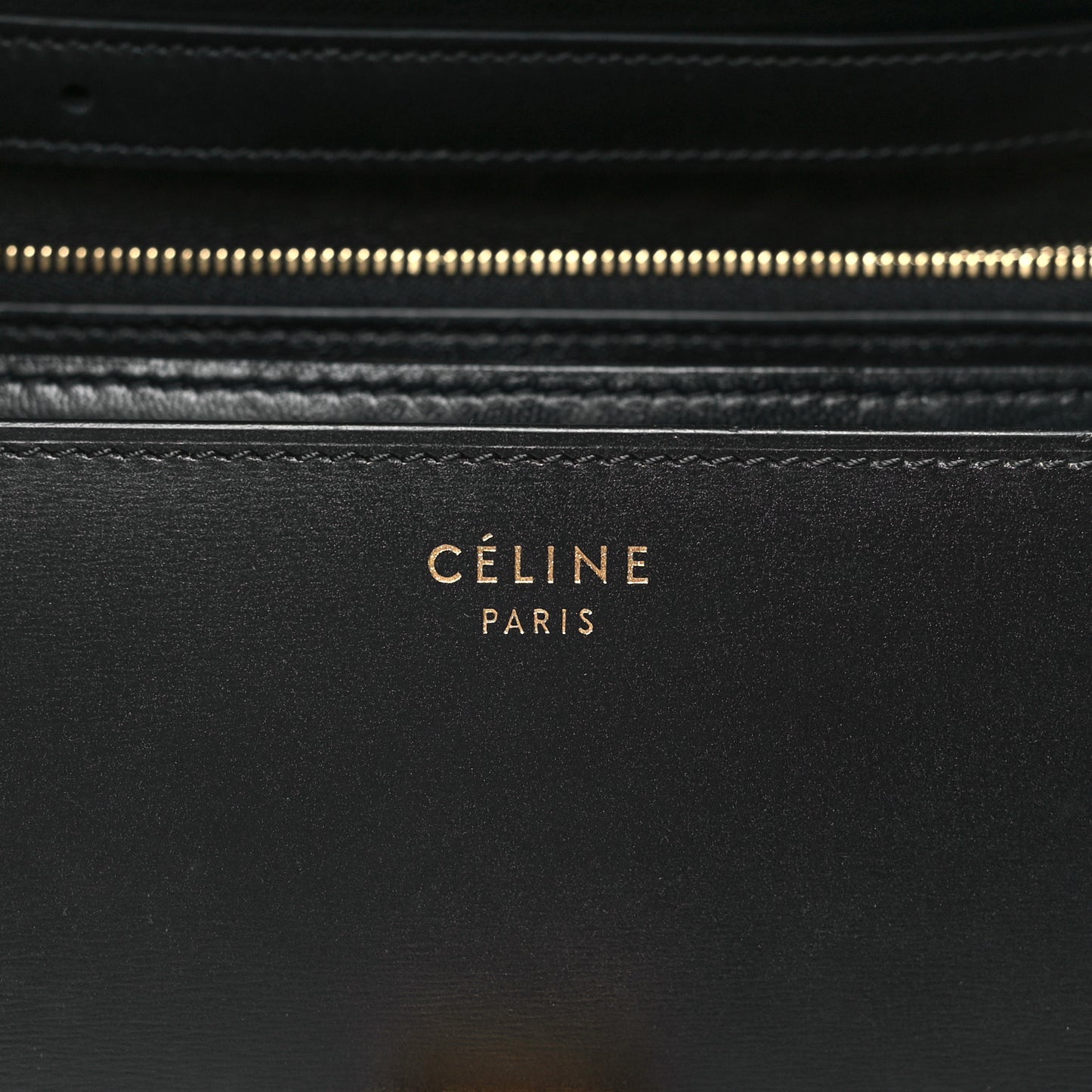 Box Calfskin Medium Classic Box Flap Bag Black