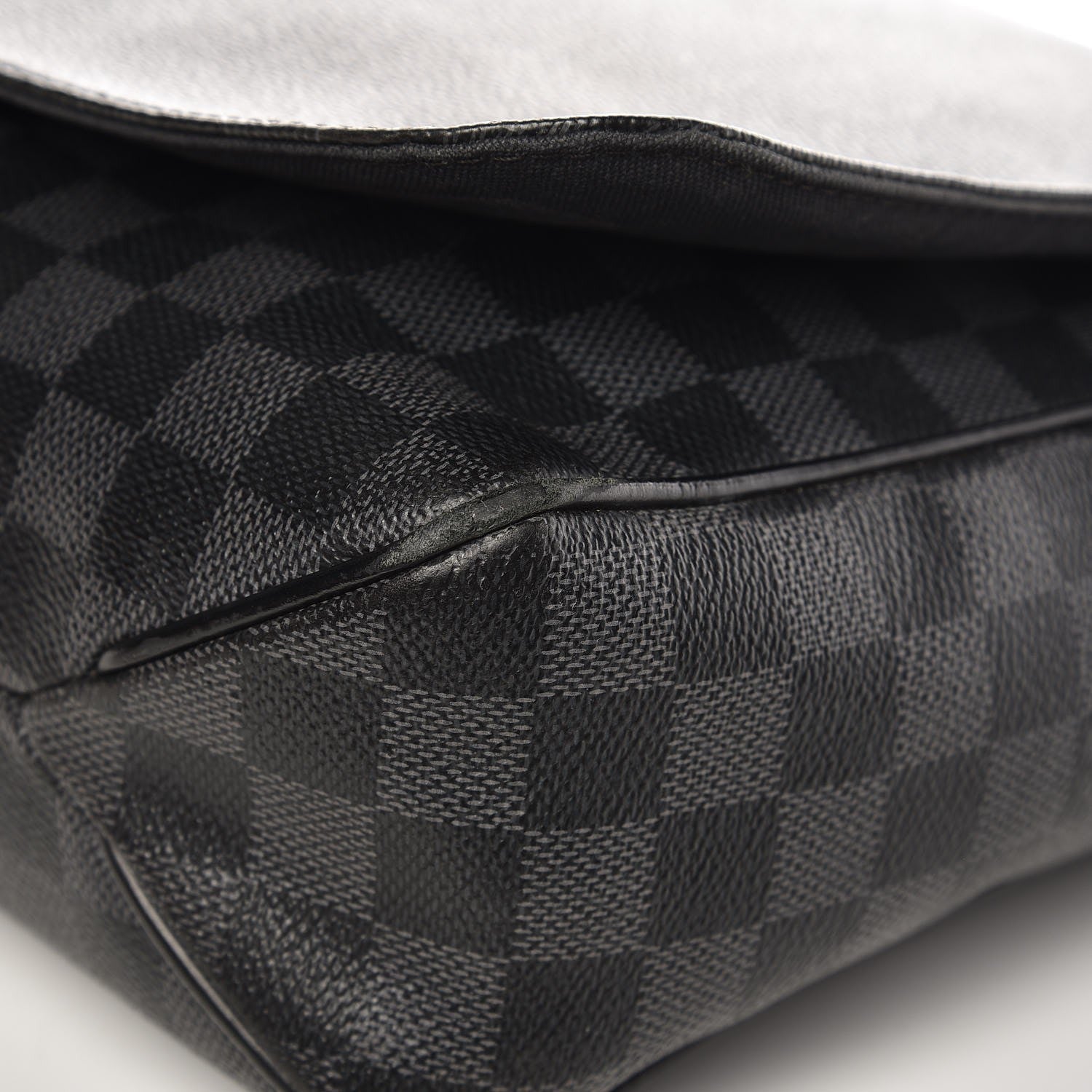 Louis Vuitton Damier Graphite District GM 9 of 11
