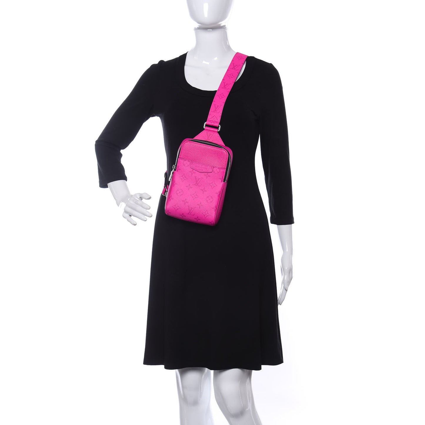 Taigarama Outdoor Slingbag Fuchsia