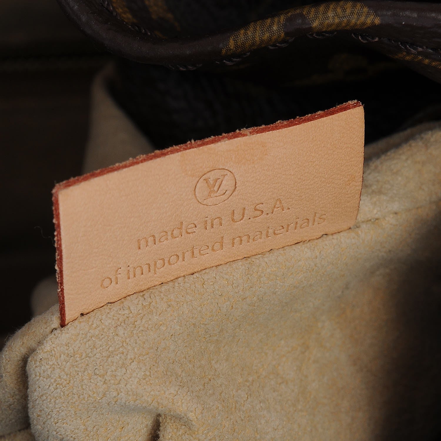Louis Vuitton Monogram Artsy MM 7 of 8