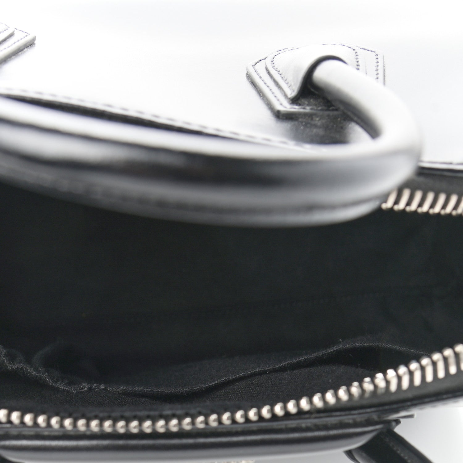 Givenchy Shiny Lord Calfskin Small Antigona Black 5 of 13