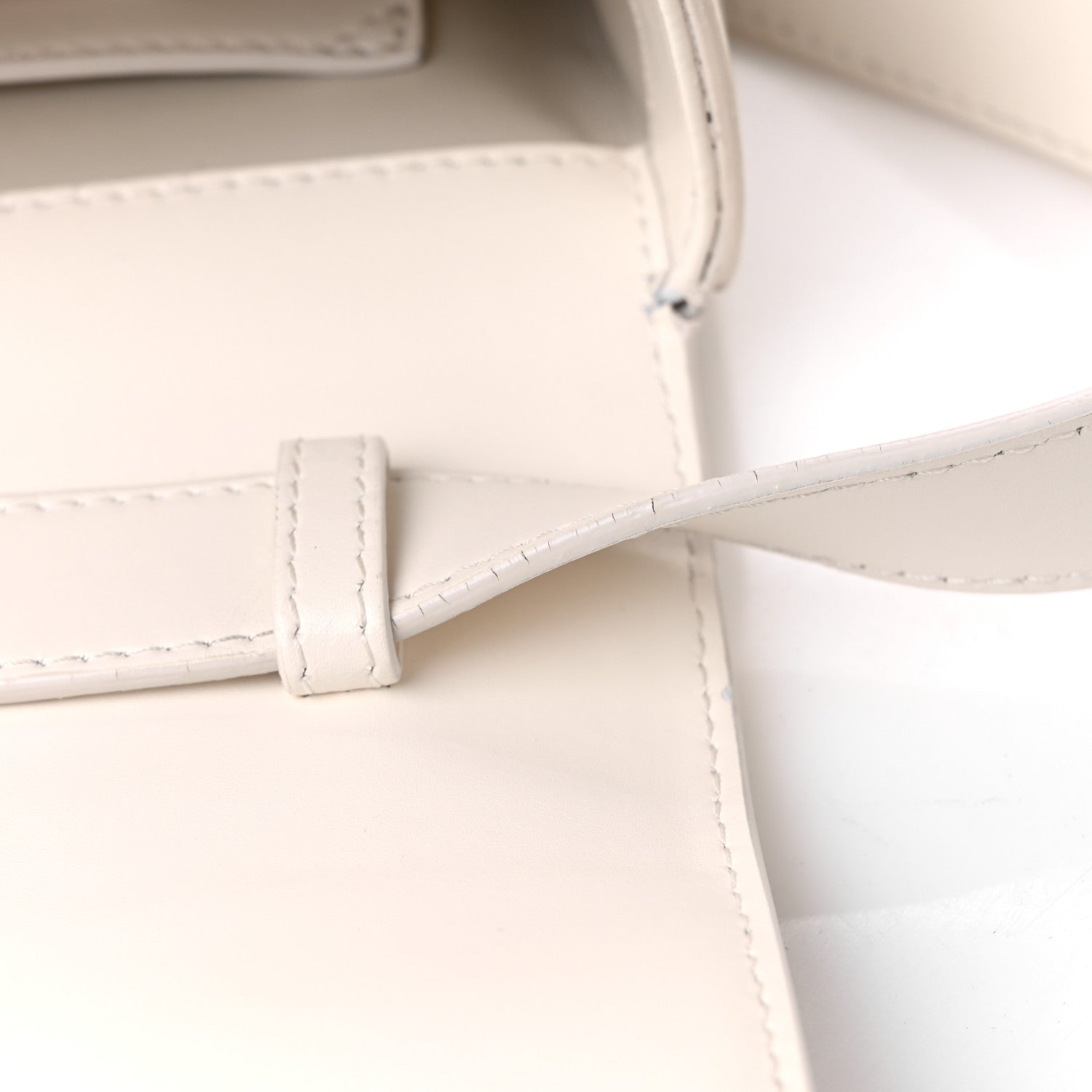 Givenchy Box Calfskin Medium 4G Shoulder Bag Ivory 14 of 14