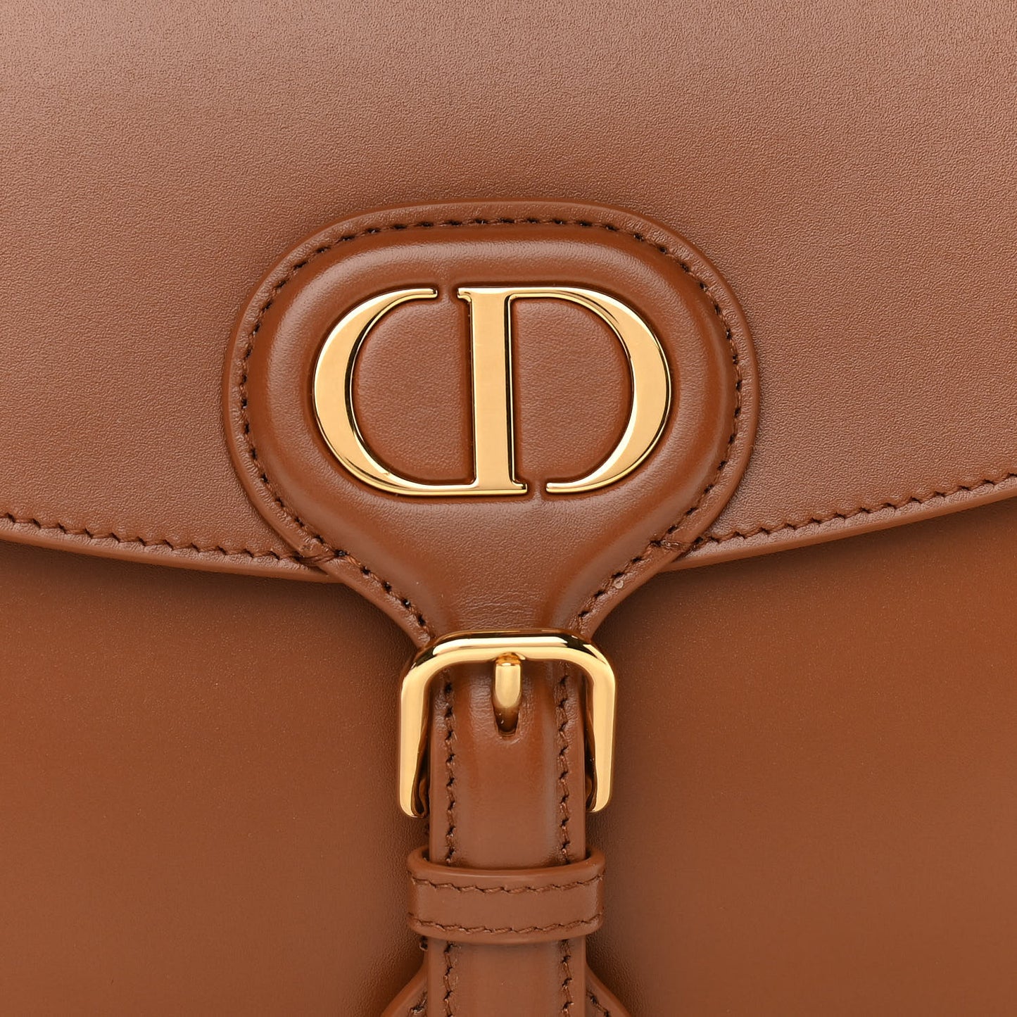 Box Calfskin Medium Bobby Flap Dark Tan