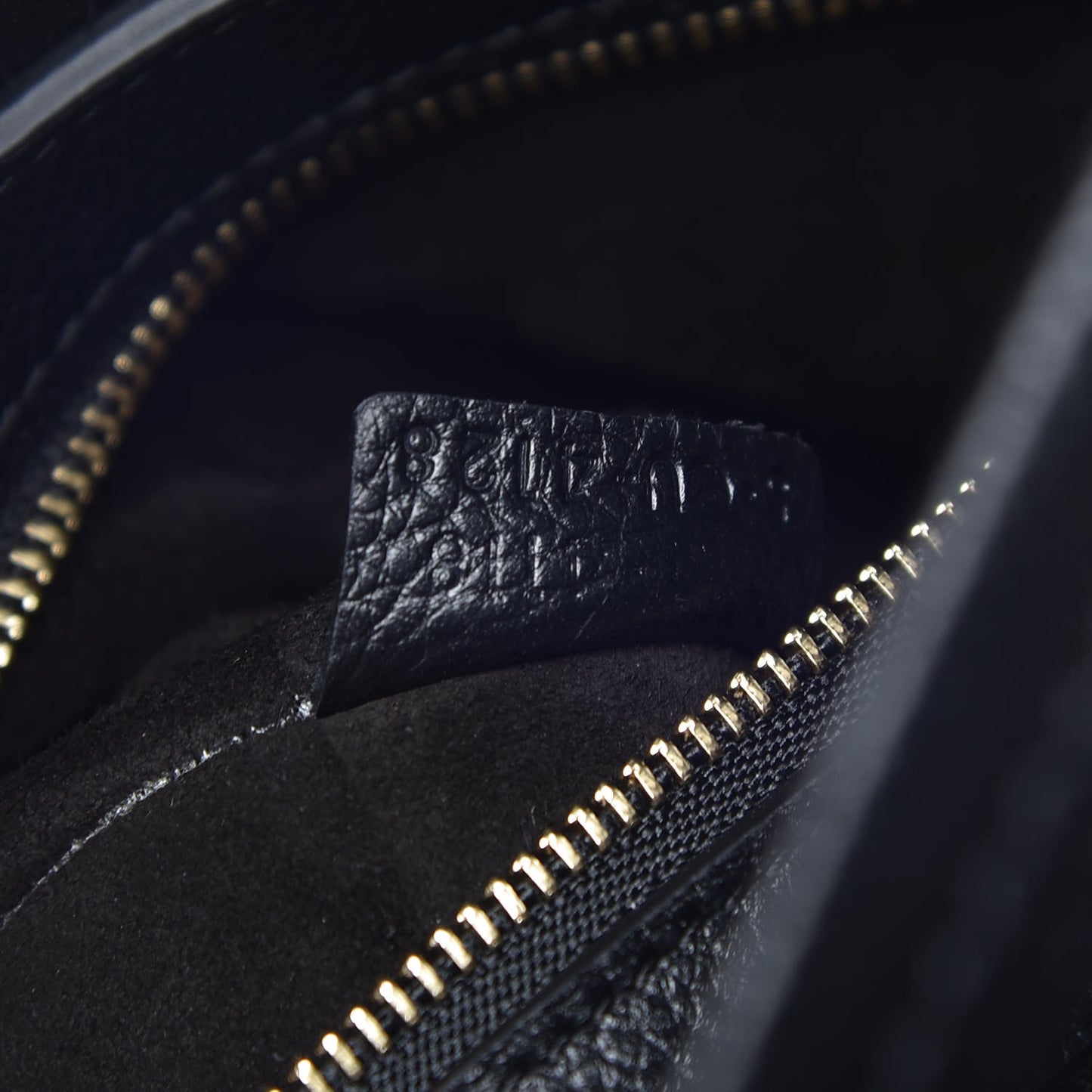 Soft Grained Calfskin Small Belt Cabas Phantom Black