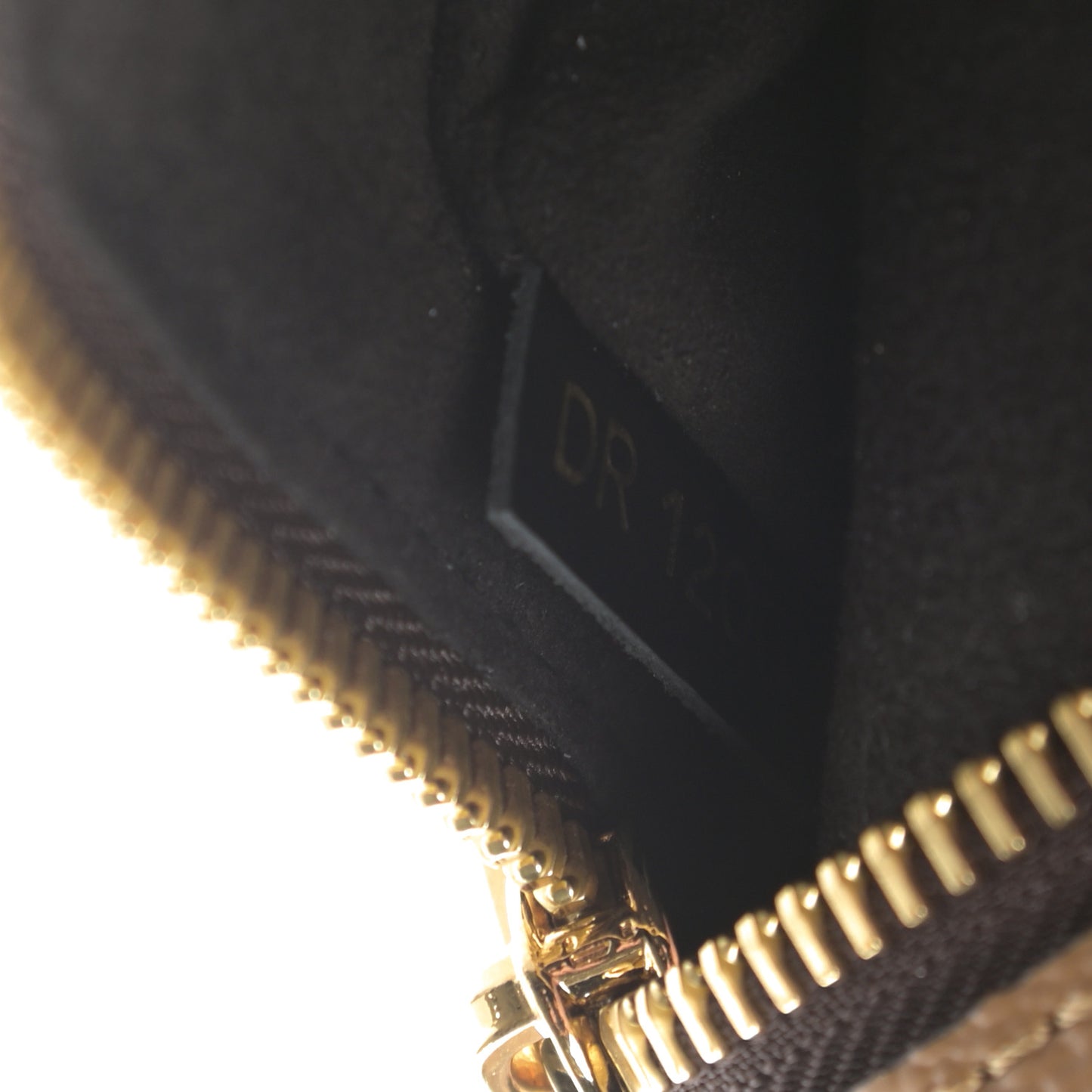 Reverse Monogram Pochette Metis