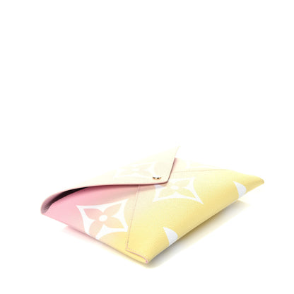 Louis Vuitton Monogram Giant By The Pool Large Kirigami Pochette Pink 4 of 7