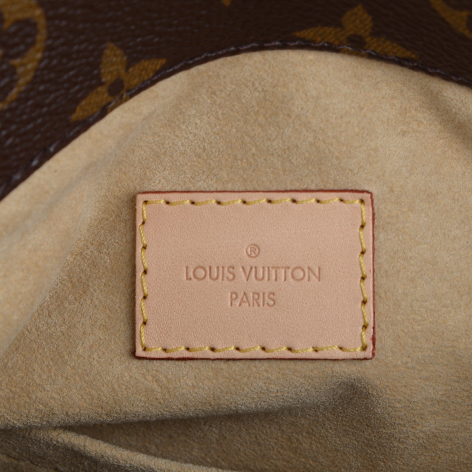 Louis Vuitton Monogram Artsy MM 8 of 8