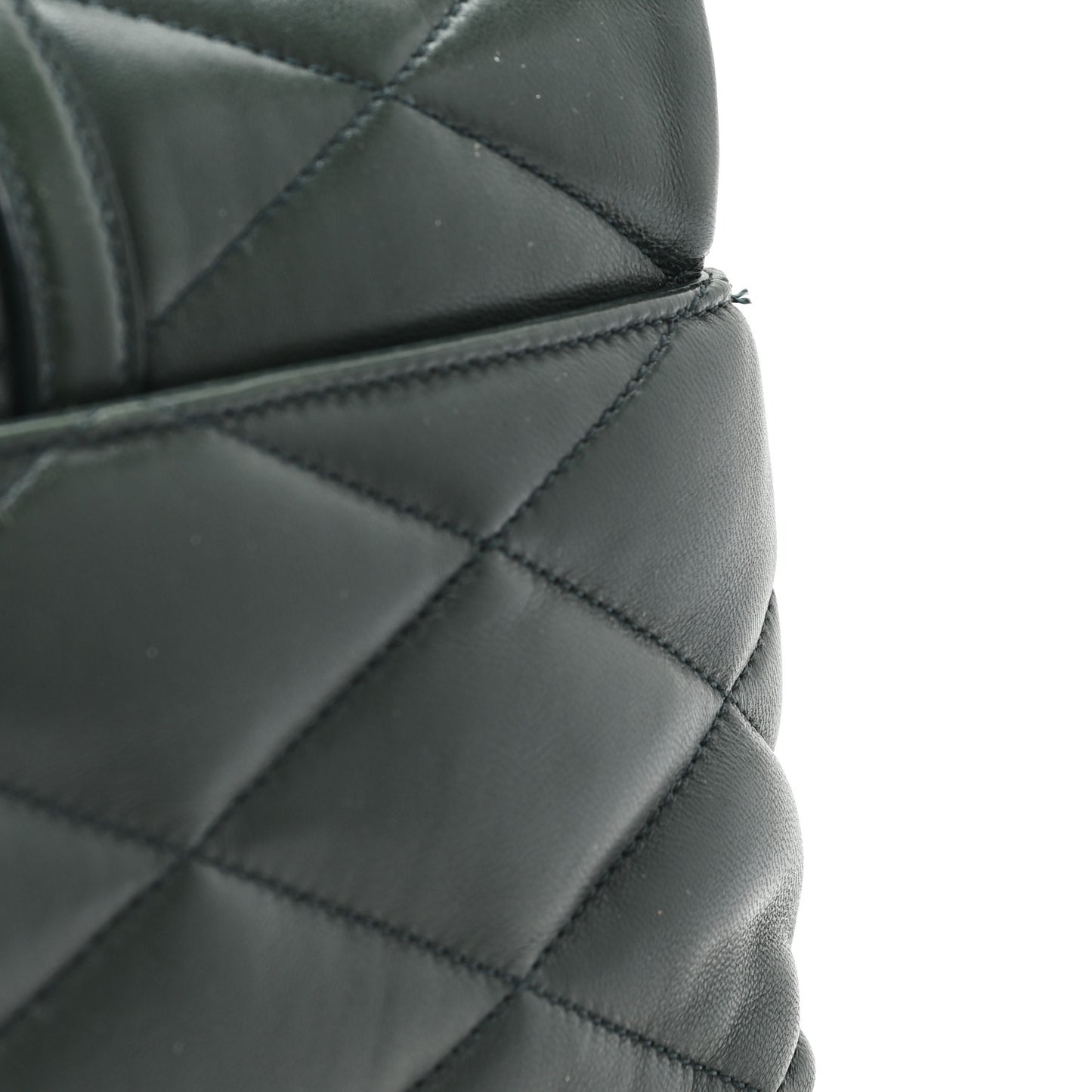 Lambskin Quilted Le 57 Diamond Shoulder Bag Vert Fonce