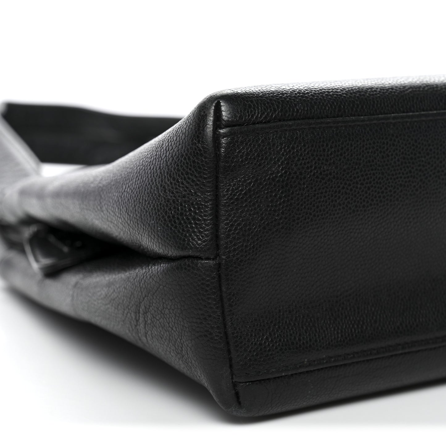 Caviar CC Shoulder Bag Black