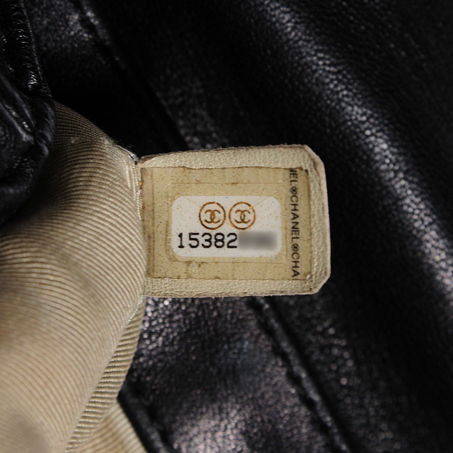 Chanel Washed Lambskin Quilted Medium Chain Around Messenger Black 7 of 7