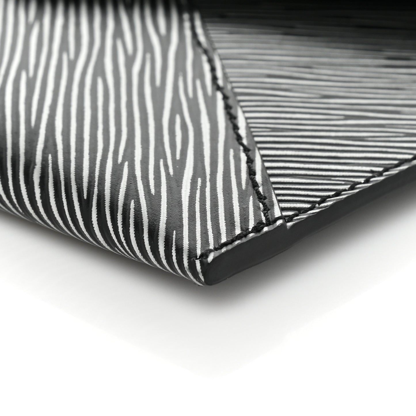 Metallic Epi Medium Kirigami Pochette Insert Platine