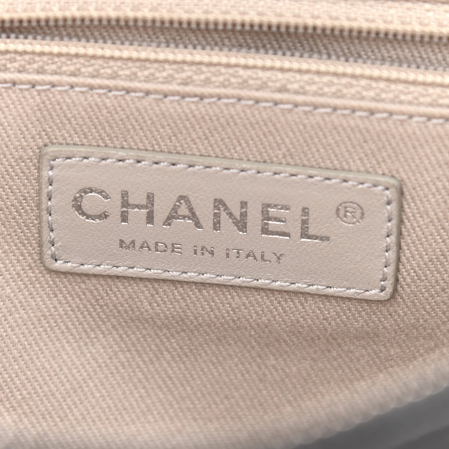 Chanel Caviar Quilted Medium Easy Flap Black 5 of 10