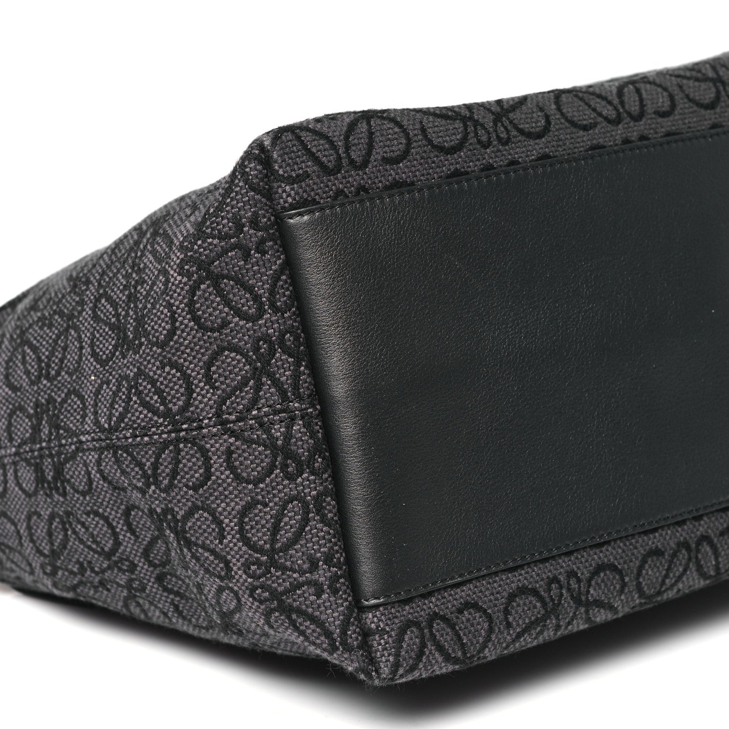 Loewe Jacquard Anagram Calfskin Medium Cubi Bag Anthracite Black 9 of 10