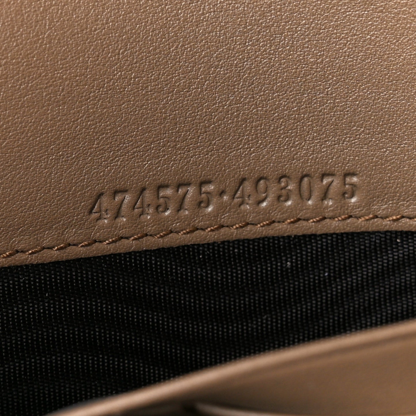 Velvet Matelasse GG Marmont Chain Wallet Taupe