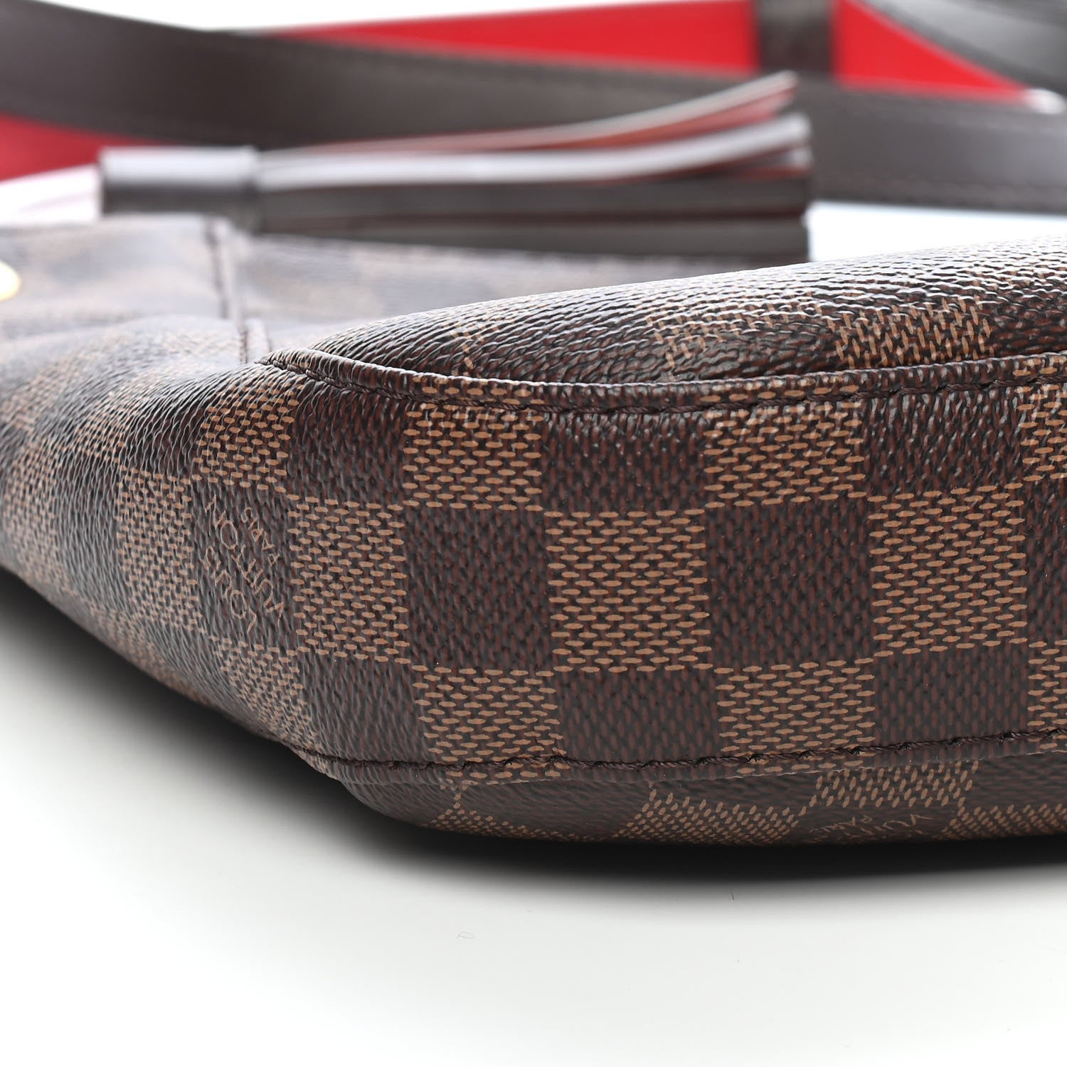 Louis Vuitton Damier Ebene South Bank Besace 8 of 9