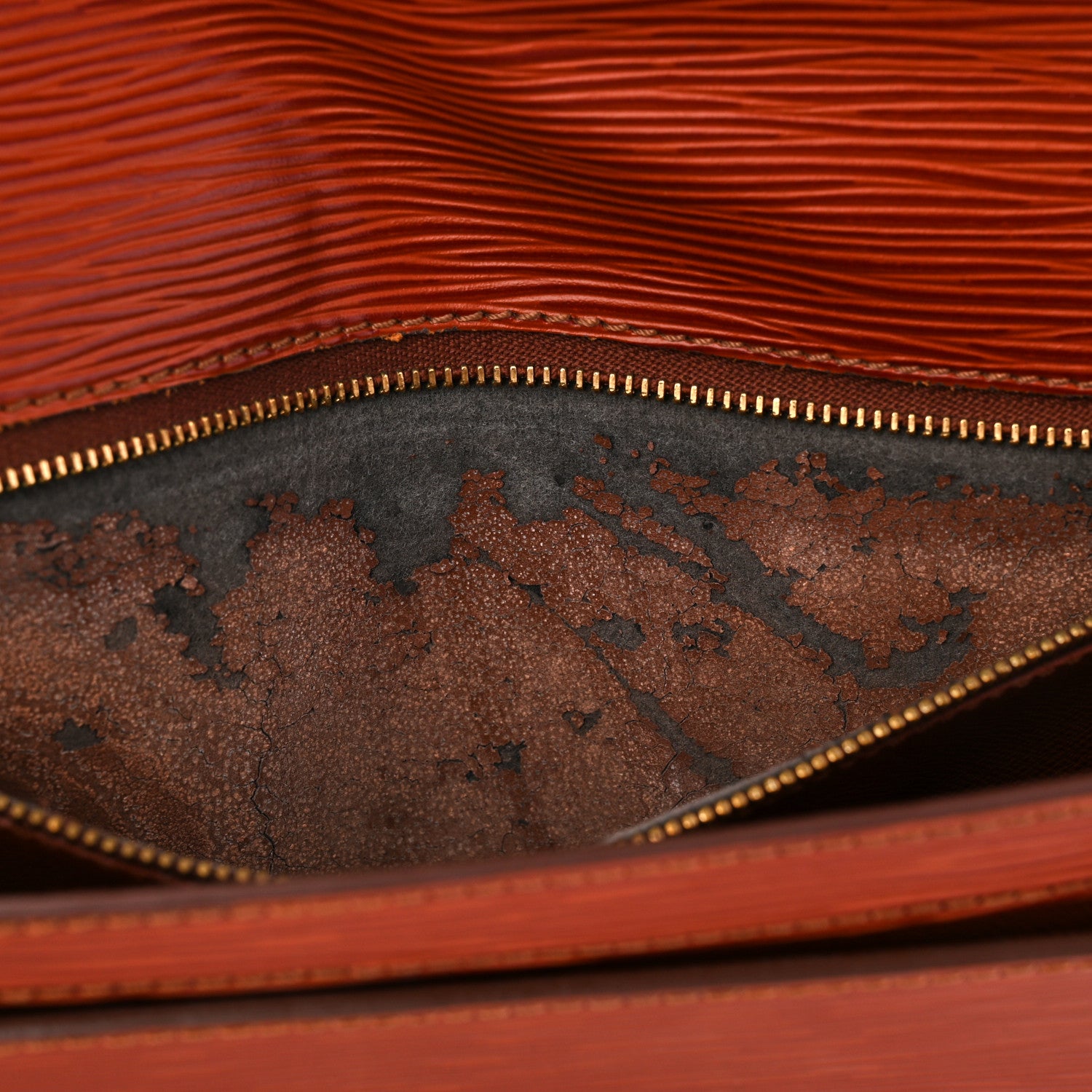 Louis Vuitton Epi Pochette Sellier Dragonne Kenyan Fawn 1826377
