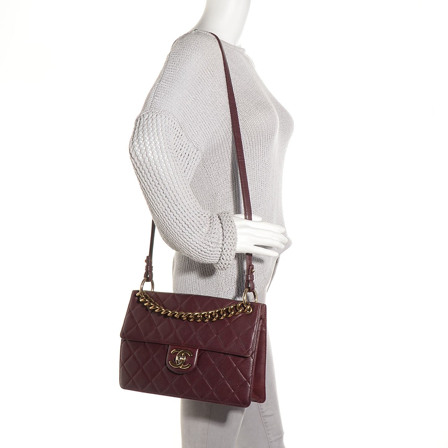 Caviar Quilted Large Retro Class Flap Burgundy