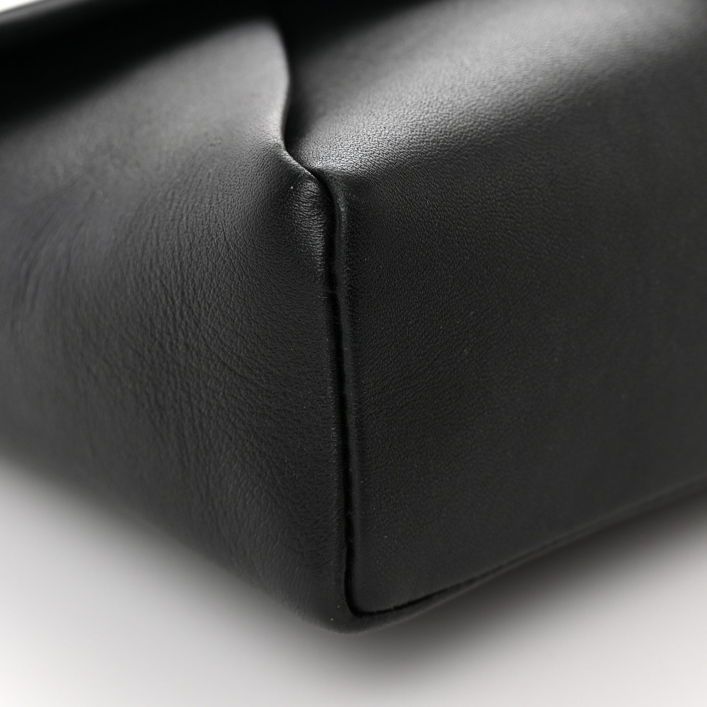 Calfskin Love Note Black