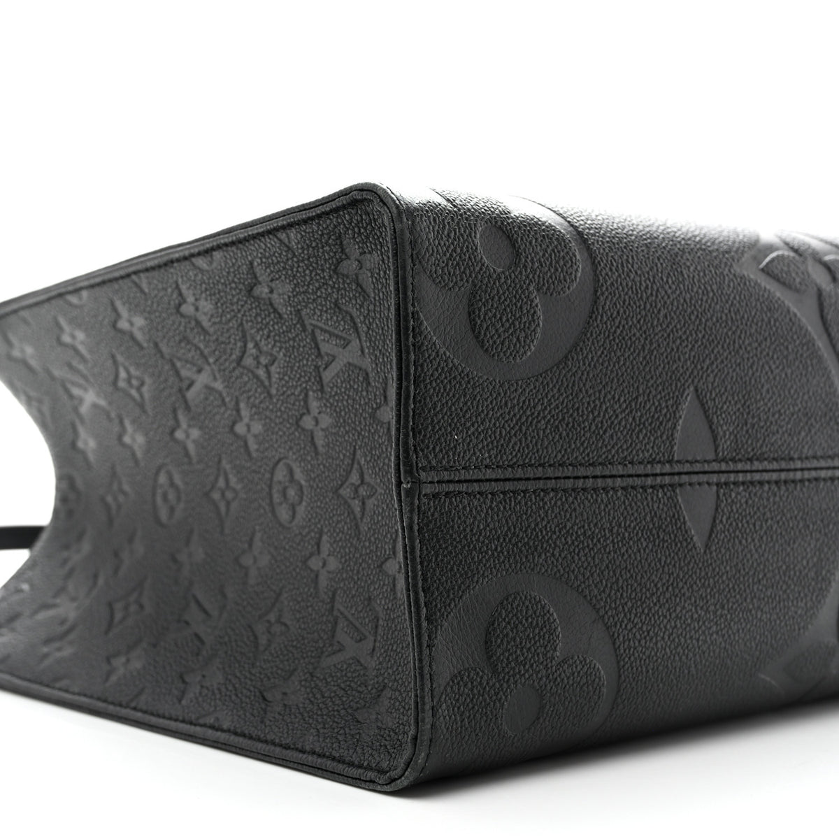 Empreinte Monogram Giant Onthego MM Black