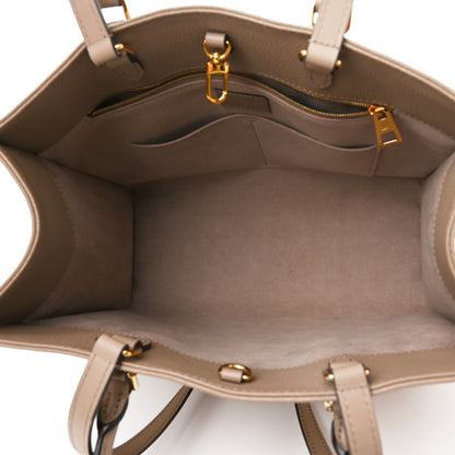 Louis Vuitton Empreinte Monogram Giant Onthego MM Tourterelle 5 of 12