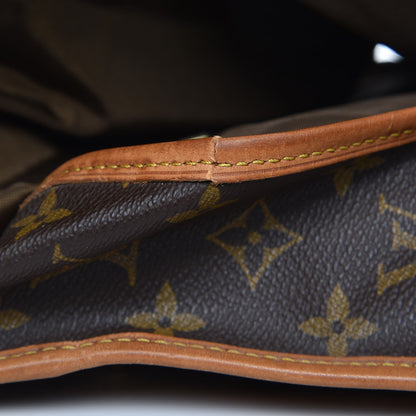 Louis Vuitton Monogram Garment Bag 13 of 18
