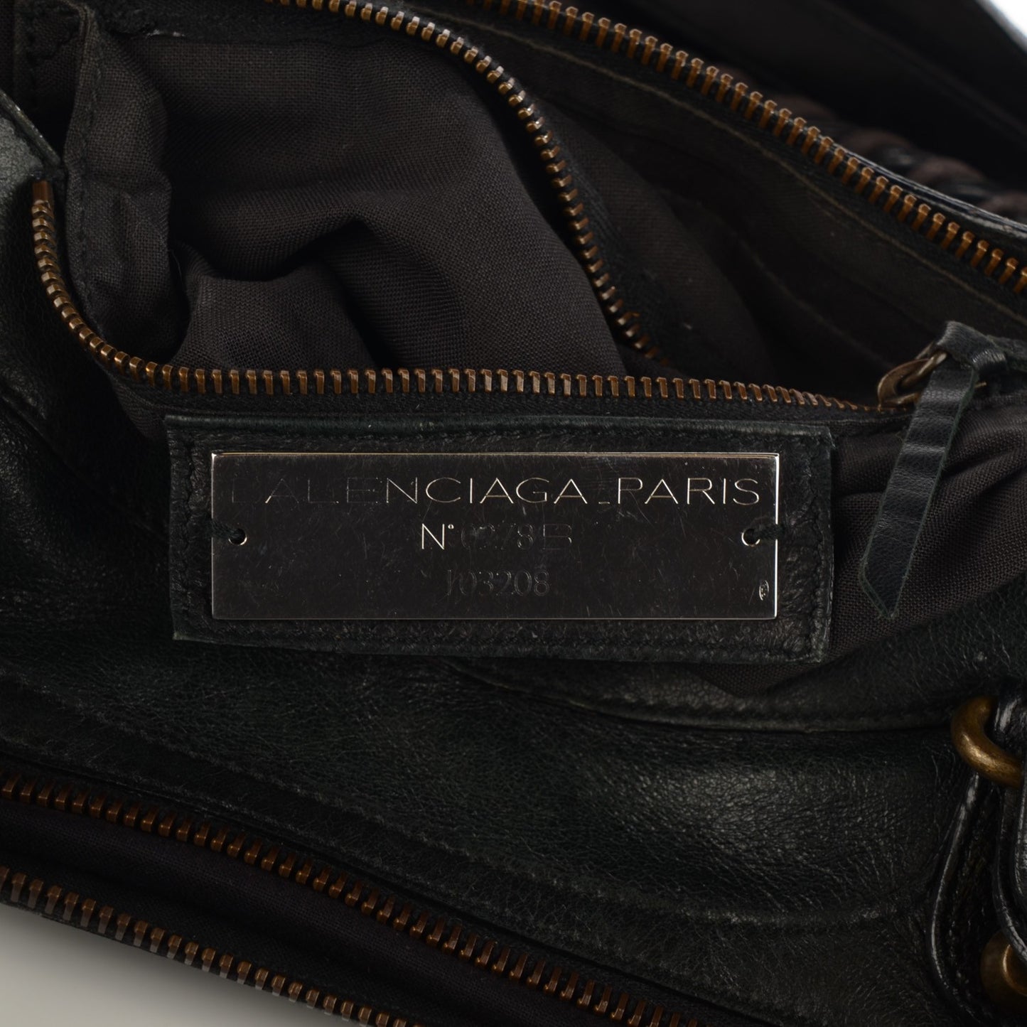 Chevre Classic Hardware First Black